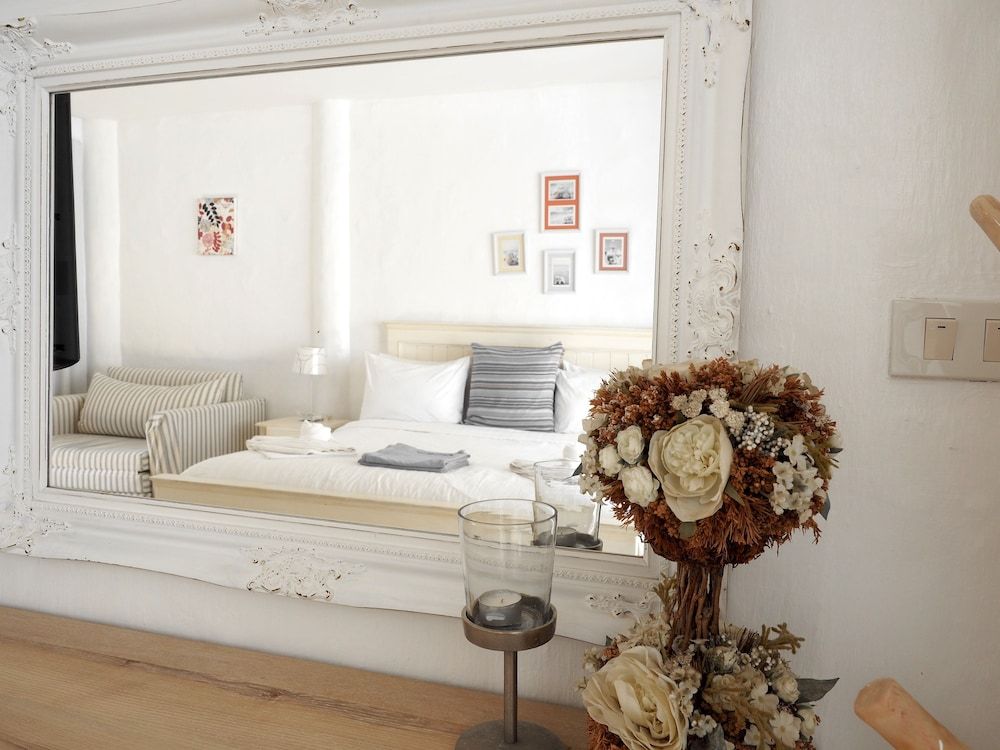 Costa Village Well Pool Villa Pattaya Costa by the Pool 6