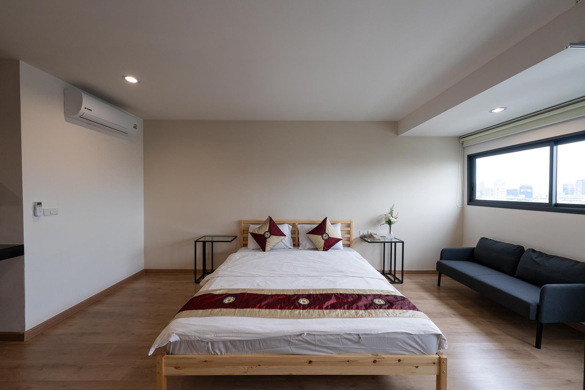 undefined L.A.Tower Hotel 3