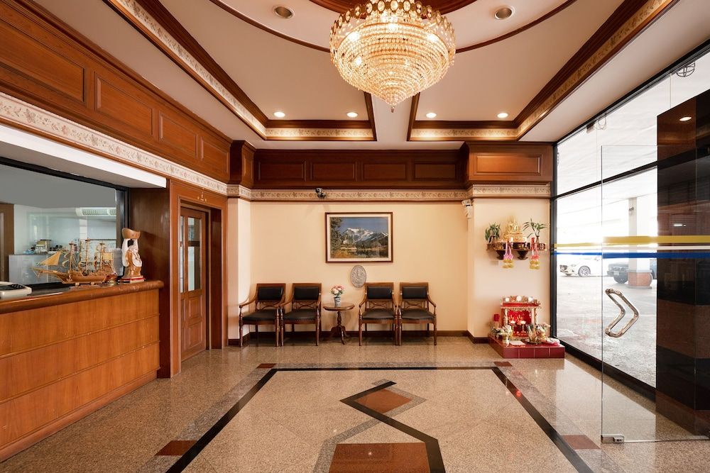 undefined L.A.Tower Hotel 6