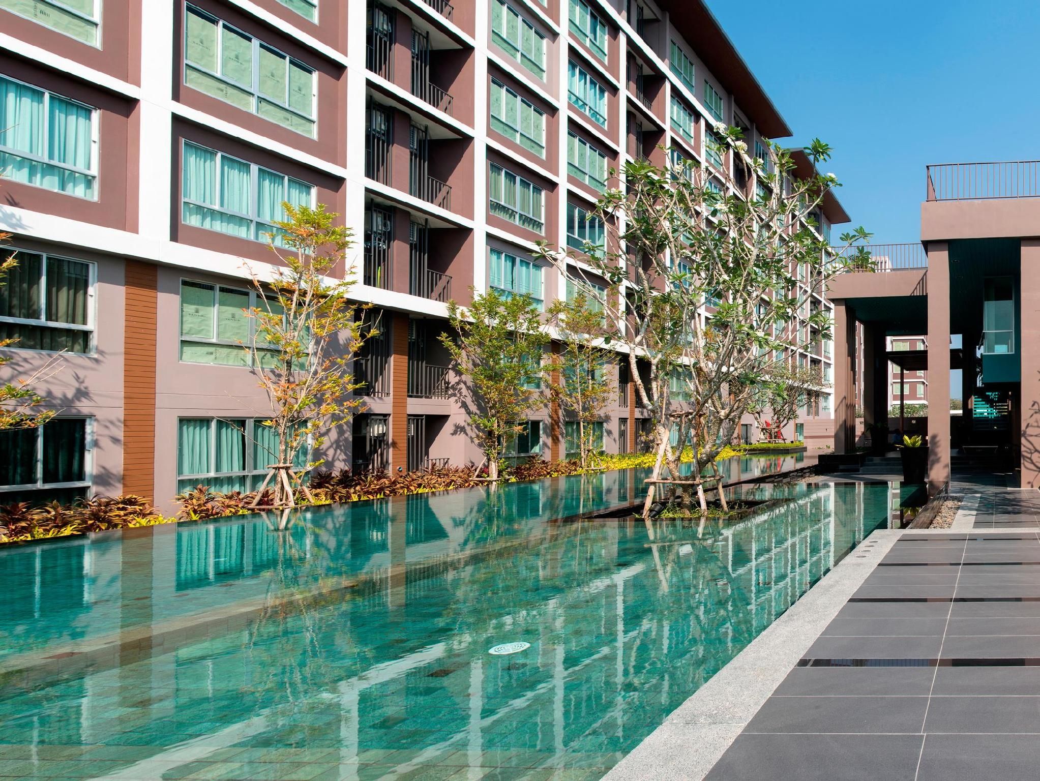 undefined First Choice Suites 7