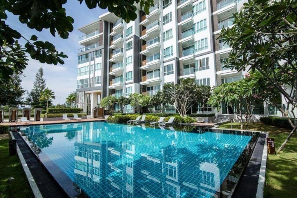 undefined First Choice Suites 10