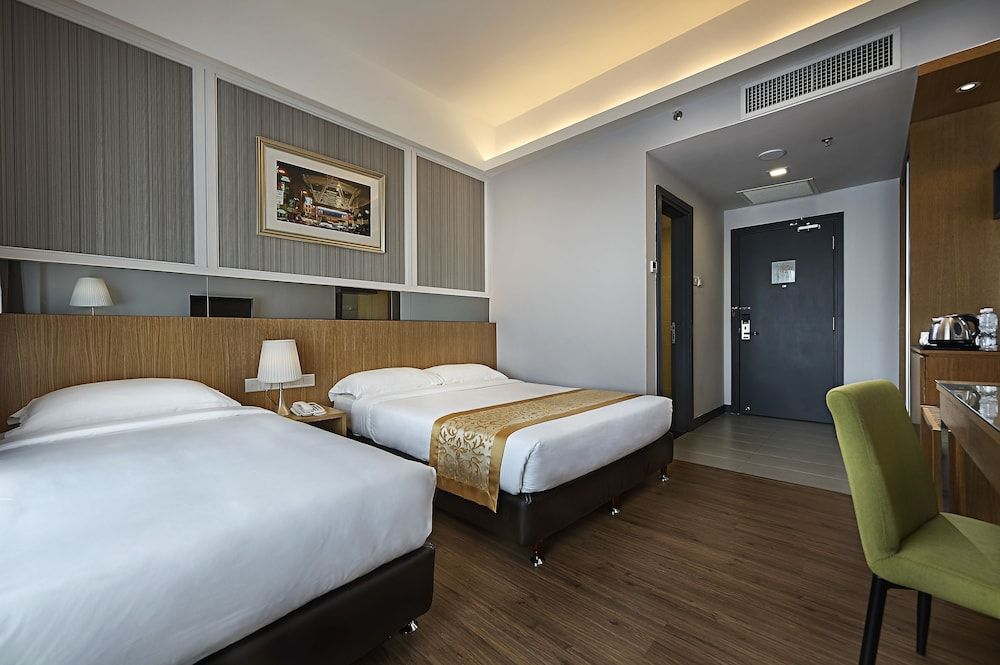 Deluxe Triple Room