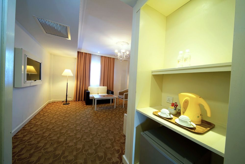 Permai Hotel Kuala Terengganu Family Room 3