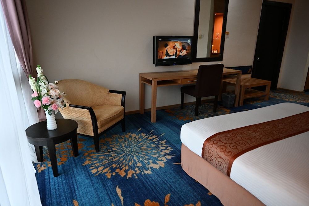 Permai Hotel Kuala Terengganu Deluxe Room 6