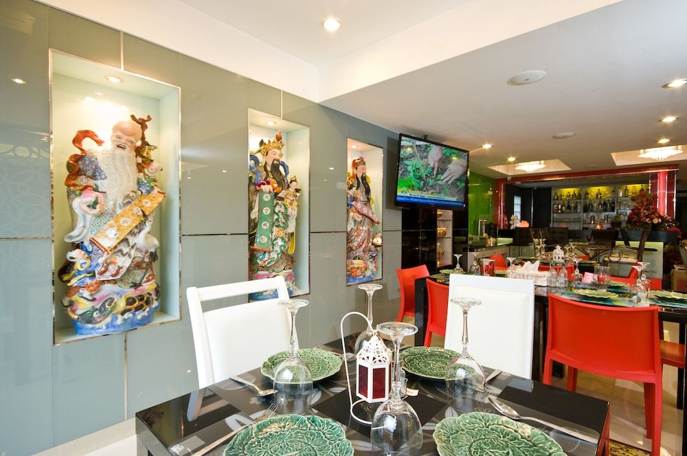 undefined Burnt Oak 9