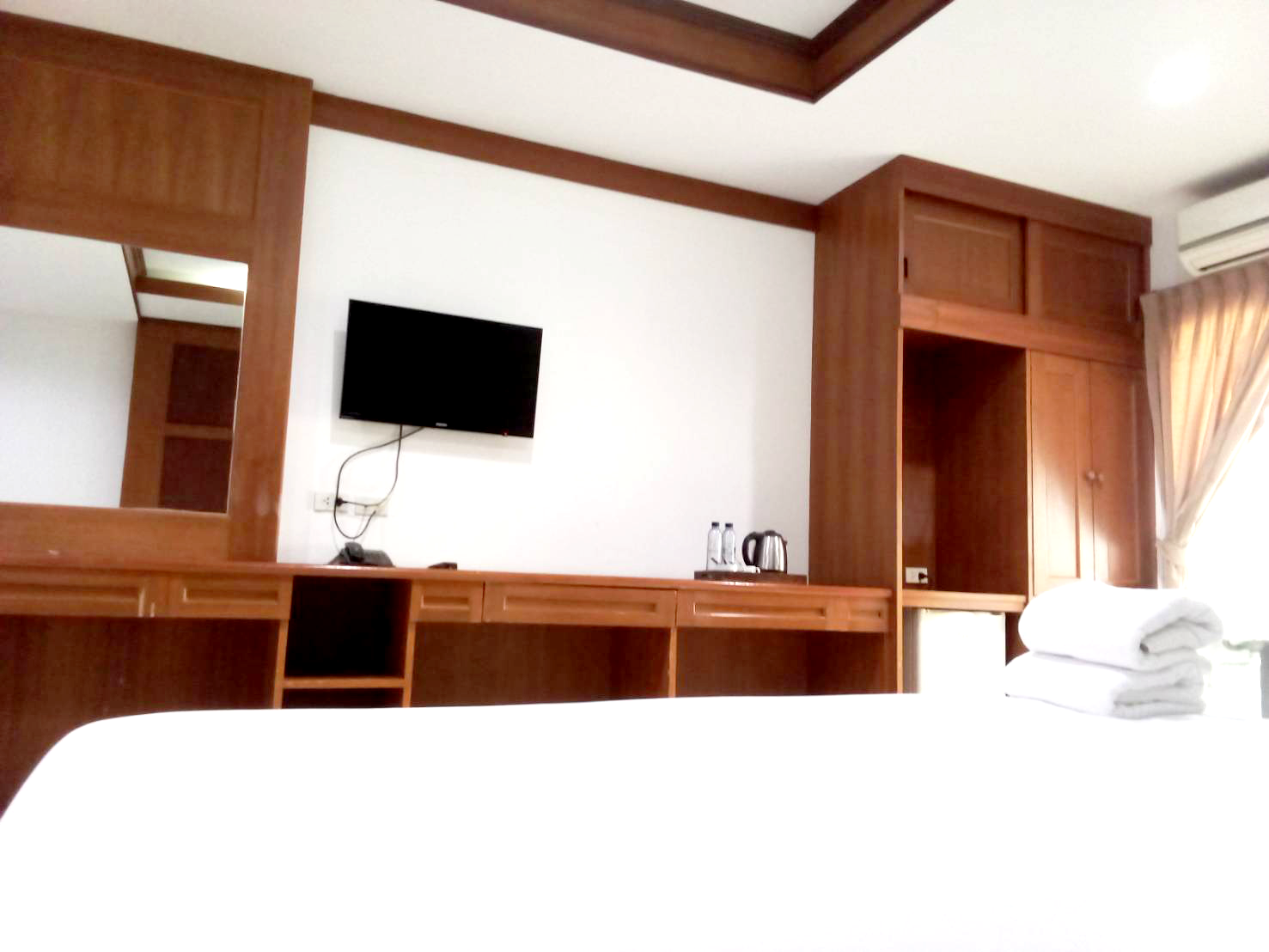 SB Living Place Hotel Phuket Town Deluxe Double 3