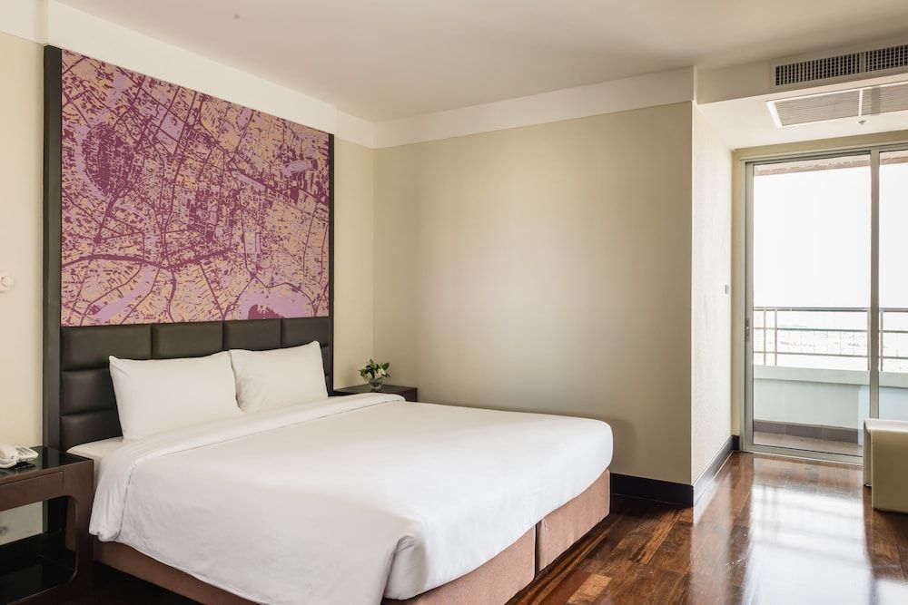 Jasmine Grande Residence 2 Bedroom Suite Triple, City View