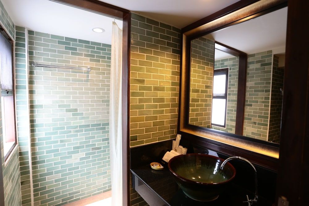 Viang Thapae Resort Superior Twin Room 5