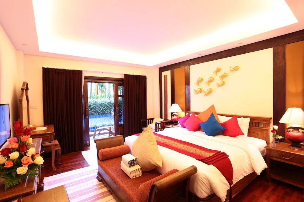 Deluxe Double Room, Pool Access