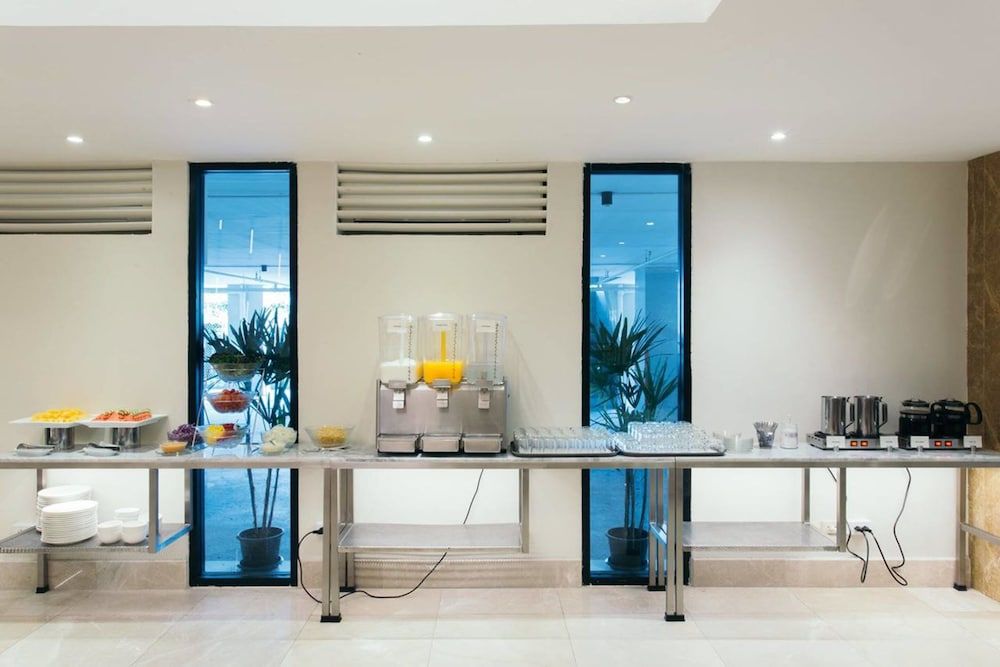 undefined Thomson Hotel Huamark 6