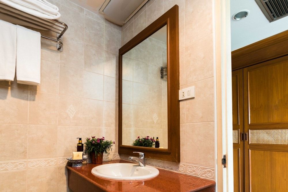 Jomtien Boathouse Standard Double Room 7