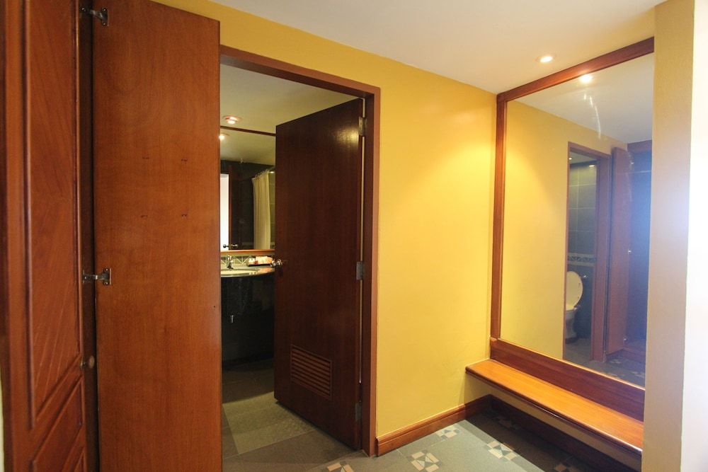 Garden Sea View Resort Superior Room, 1 Double or 2 Twin Beds, City View 7