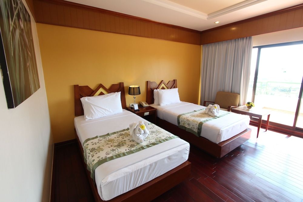 Garden Sea View Resort Superior Room, 1 Double or 2 Twin Beds, City View 2