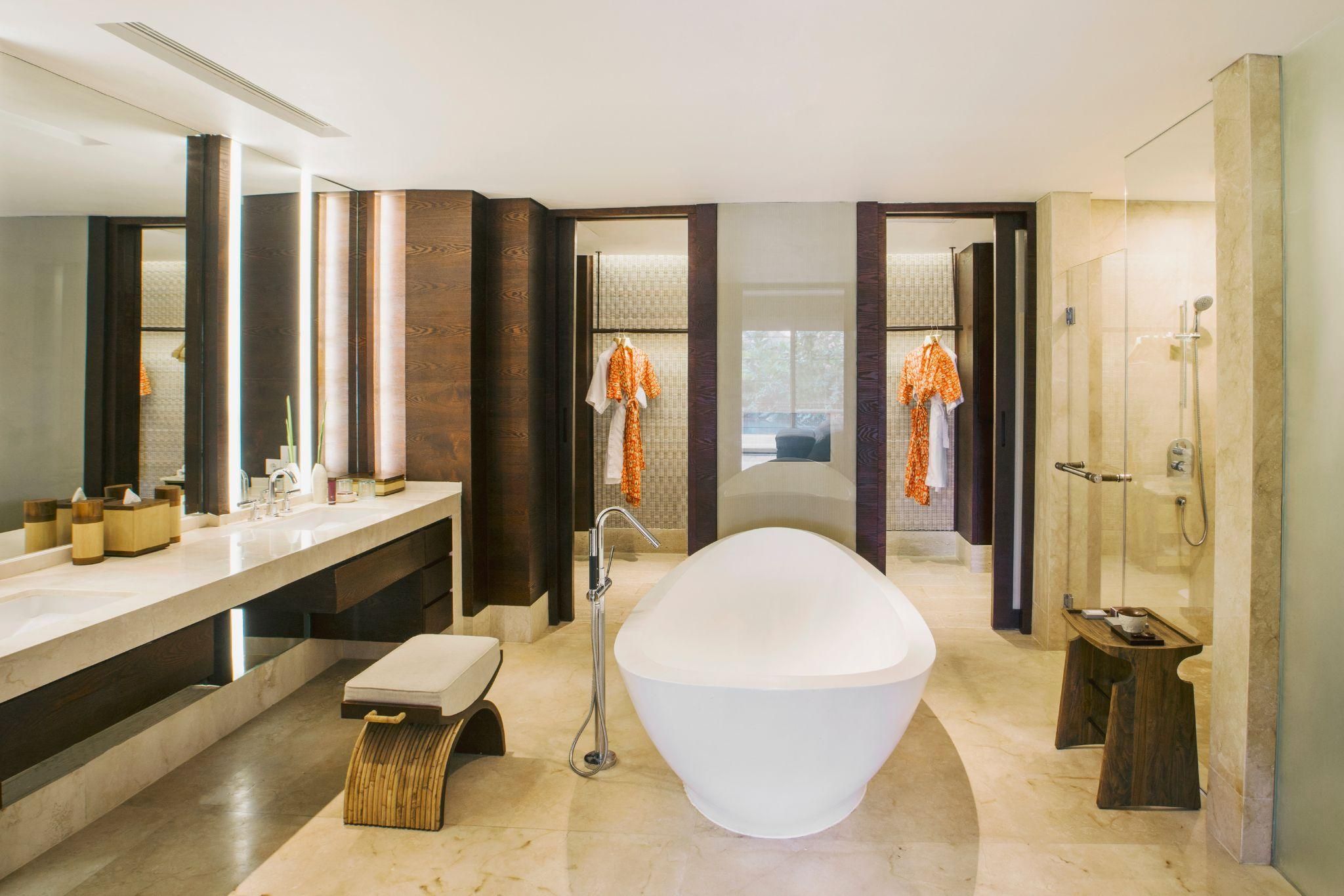 The Ritz-Carlton, 1 Bedroom Suite, King Or Queen, Lagoon Access