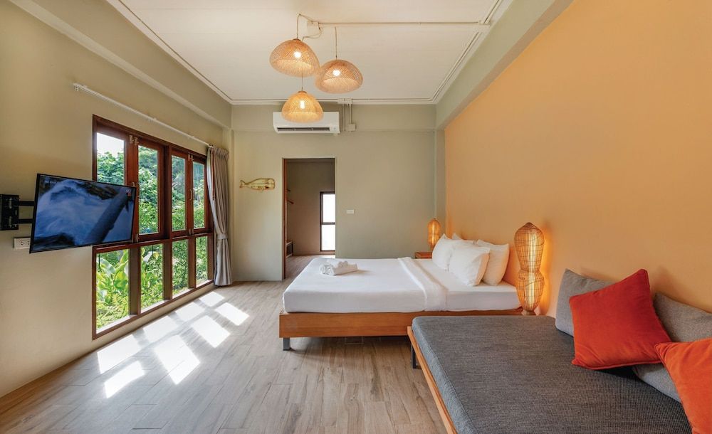 Peter Pan Resort Mermaid Deluxe Villa with Garden View 2