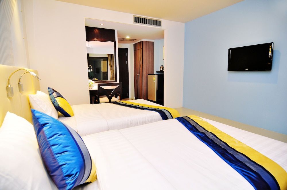 The BluEco Hotel Deluxe Double or Twin Room 13