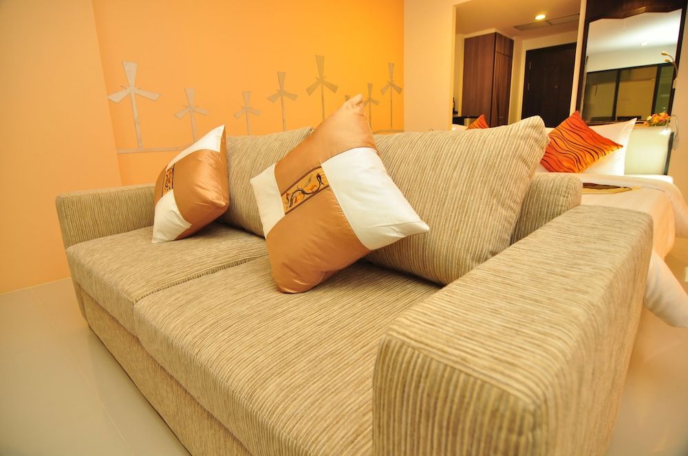 The BluEco Hotel Deluxe Double or Twin Room 8