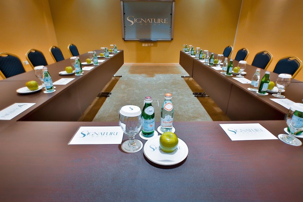 undefined Signature Hotel Al Barsha 7