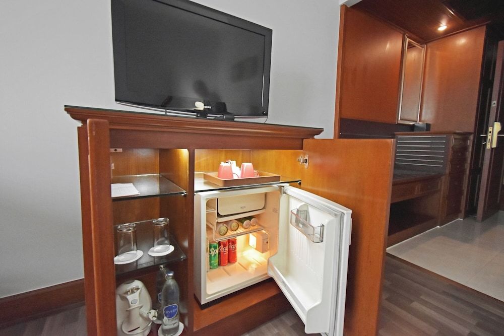 Century Park Hotel Superior Double Room 11