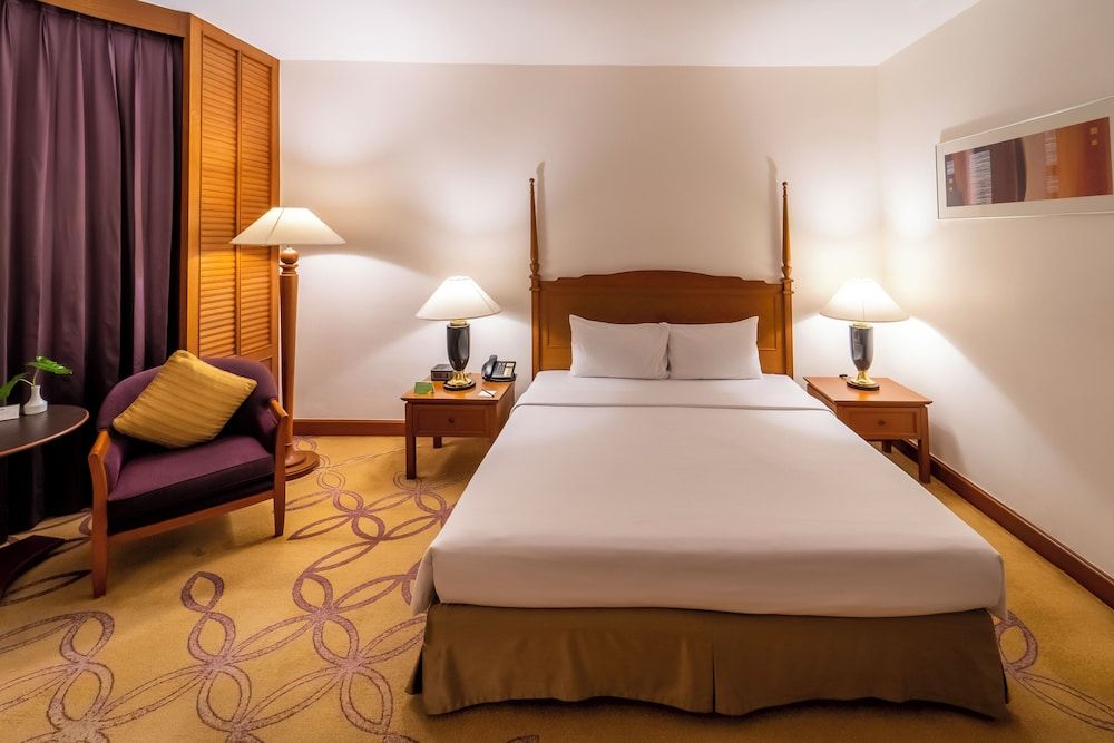 Century Park Hotel Superior Double Room