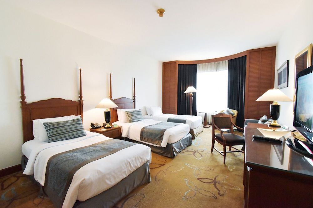 Grand Deluxe Triple