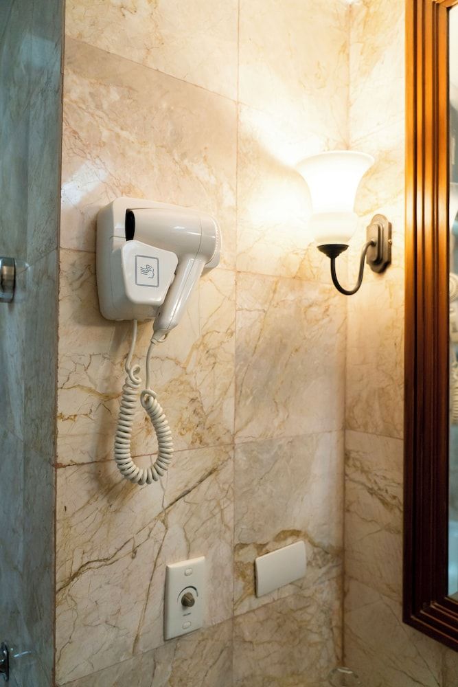 Century Park Hotel Deluxe Double or Twin Room 20