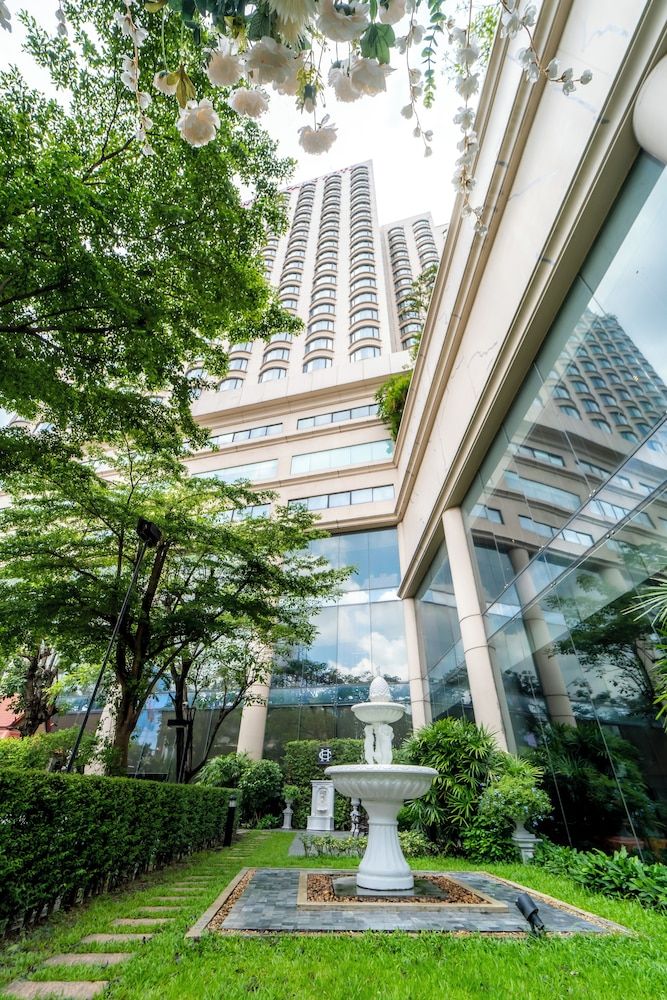 undefined Century Park Hotel 4