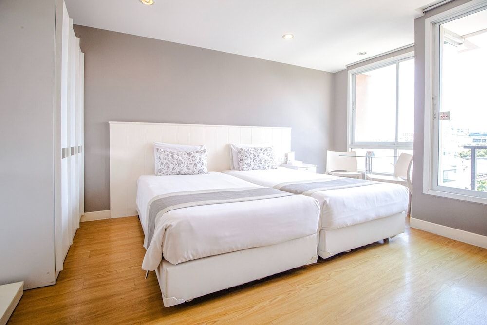 Cinnamon Hotel Bangkok Deluxe Twin Room 2