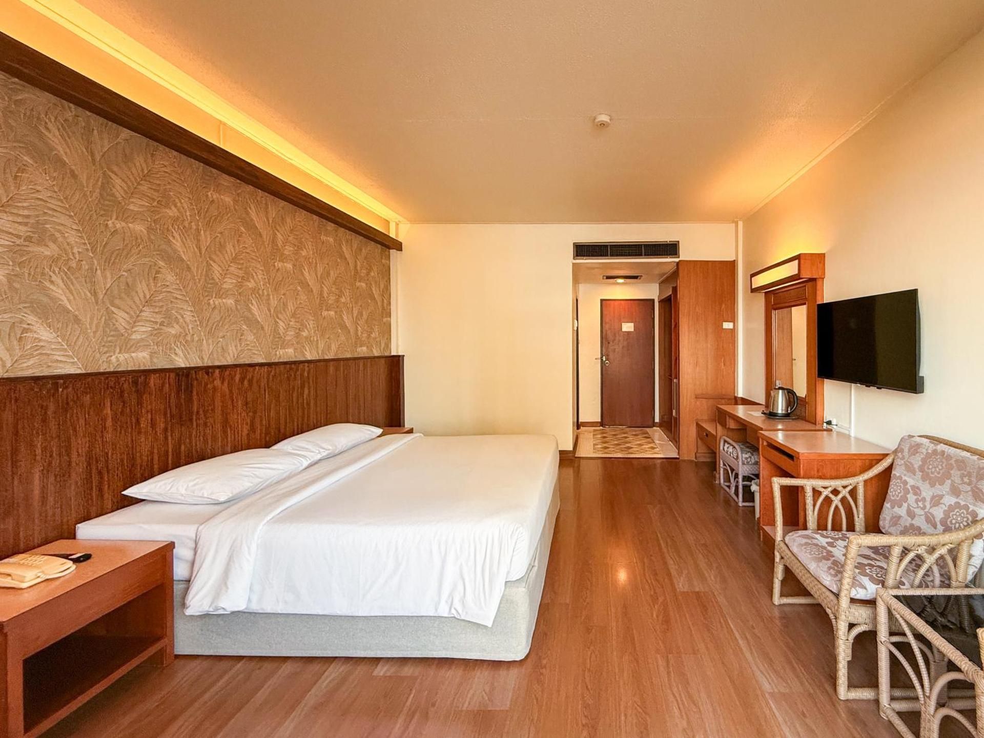 undefined Golden Beach Hotel Pattaya 7