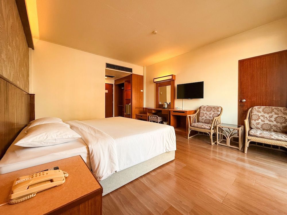 Golden Beach Hotel Pattaya Superior Room 5