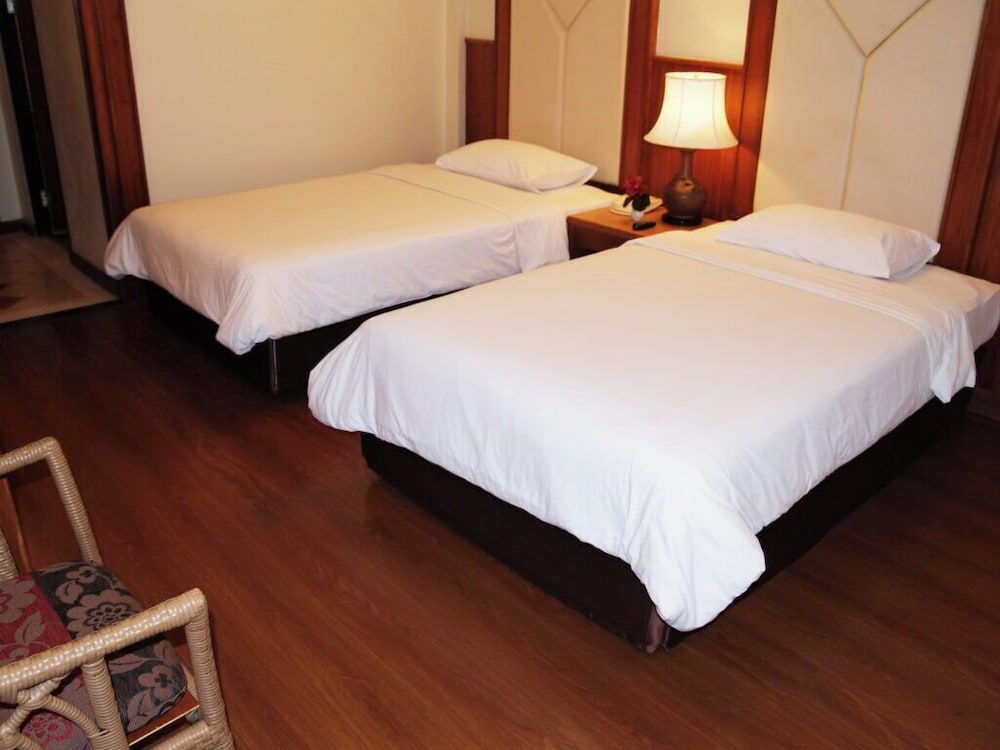 Golden Beach Hotel Pattaya Superior Room 12