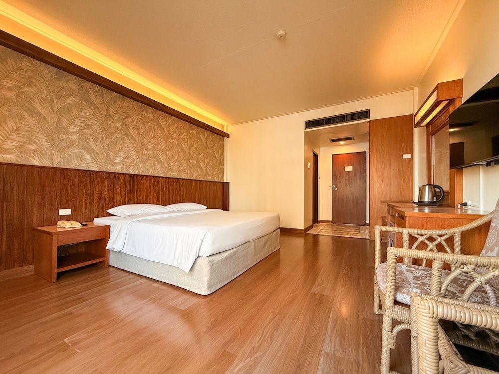undefined Golden Beach Hotel Pattaya 9