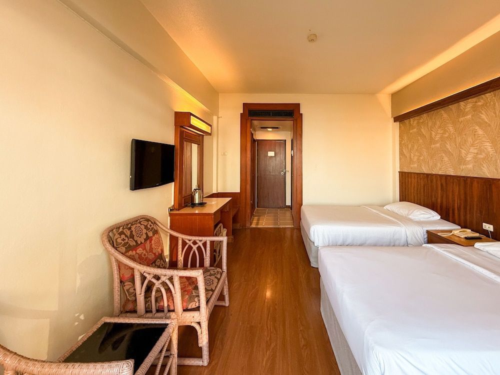 Golden Beach Hotel Pattaya Superior Room 7