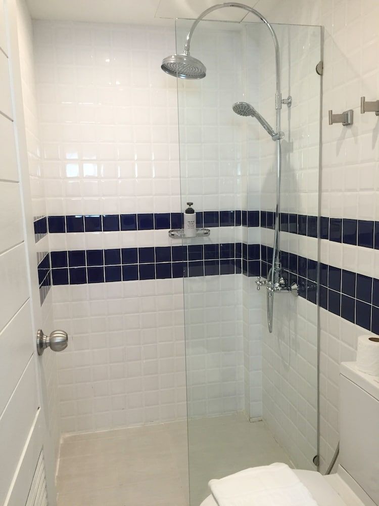 Zea Za Bungalow Superior Room 8