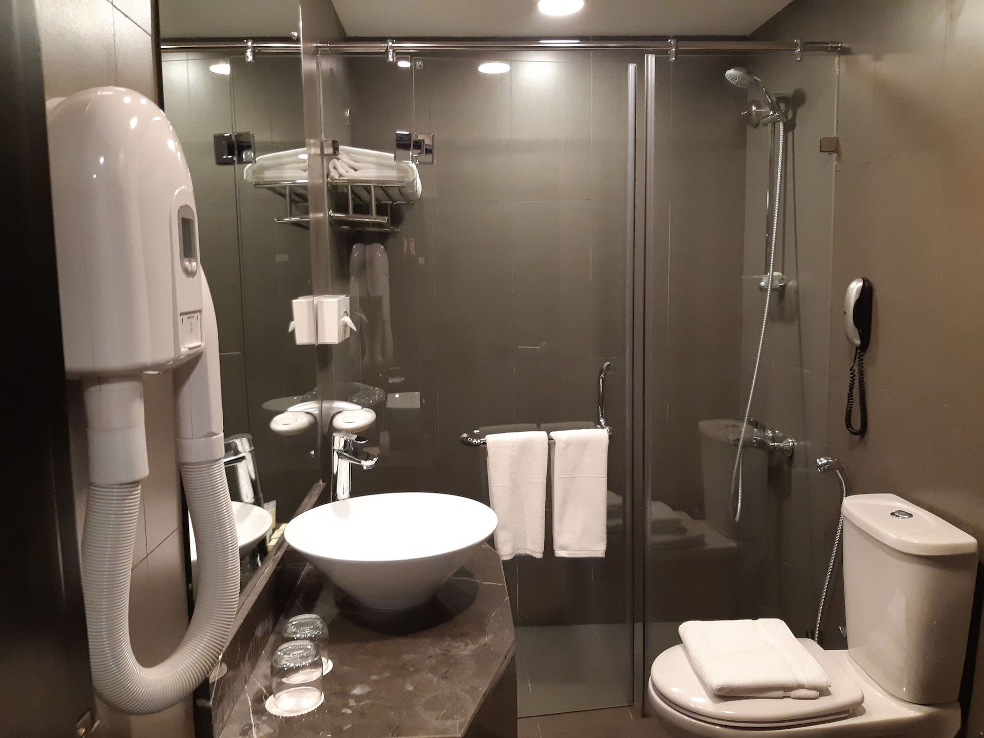 undefined Lotus Grand Hotel 9