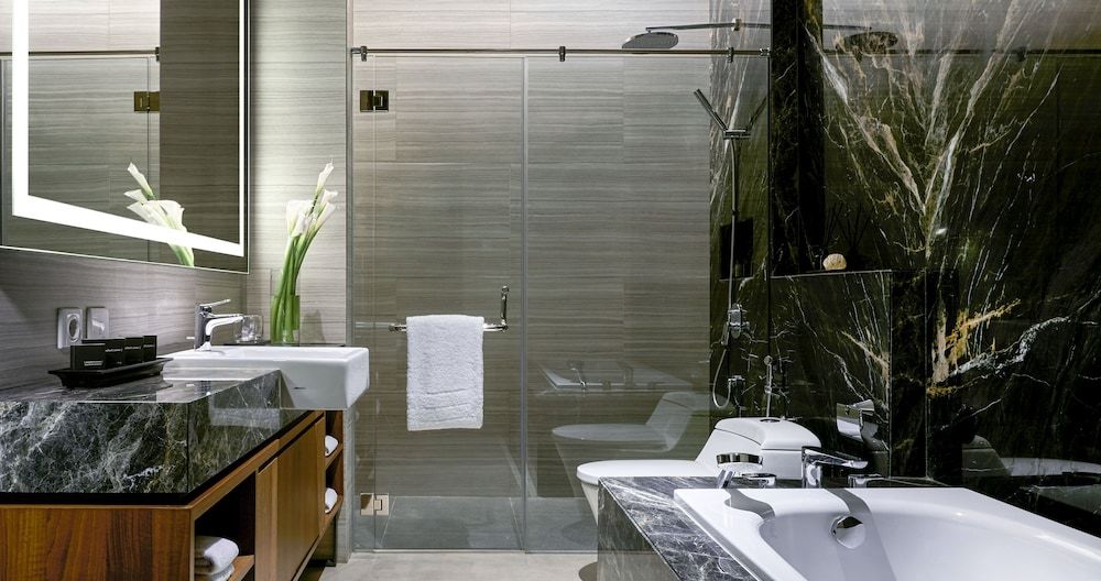 Suite, 1 Bedroom (Skysuite)