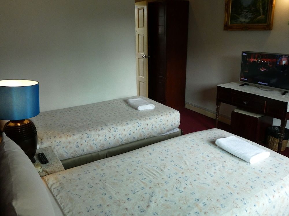 undefined Mango Lagoon Place 7