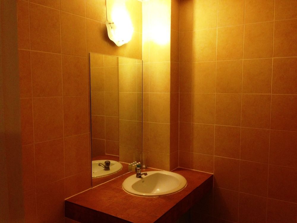 undefined Mango Lagoon Place 10