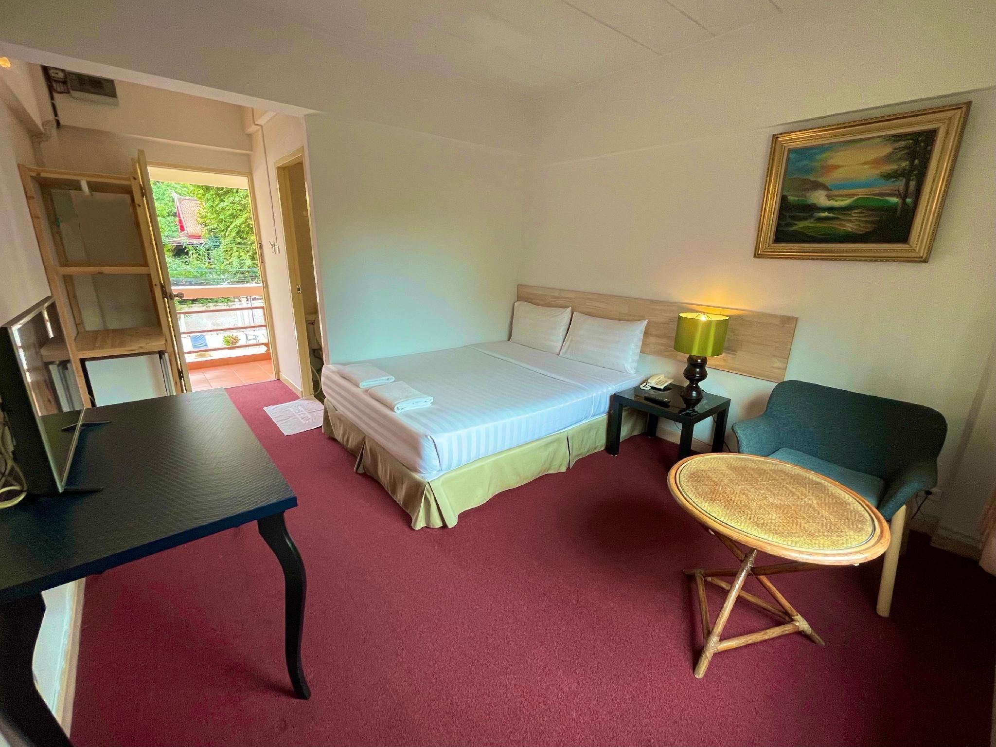 undefined Mango Lagoon Place 3