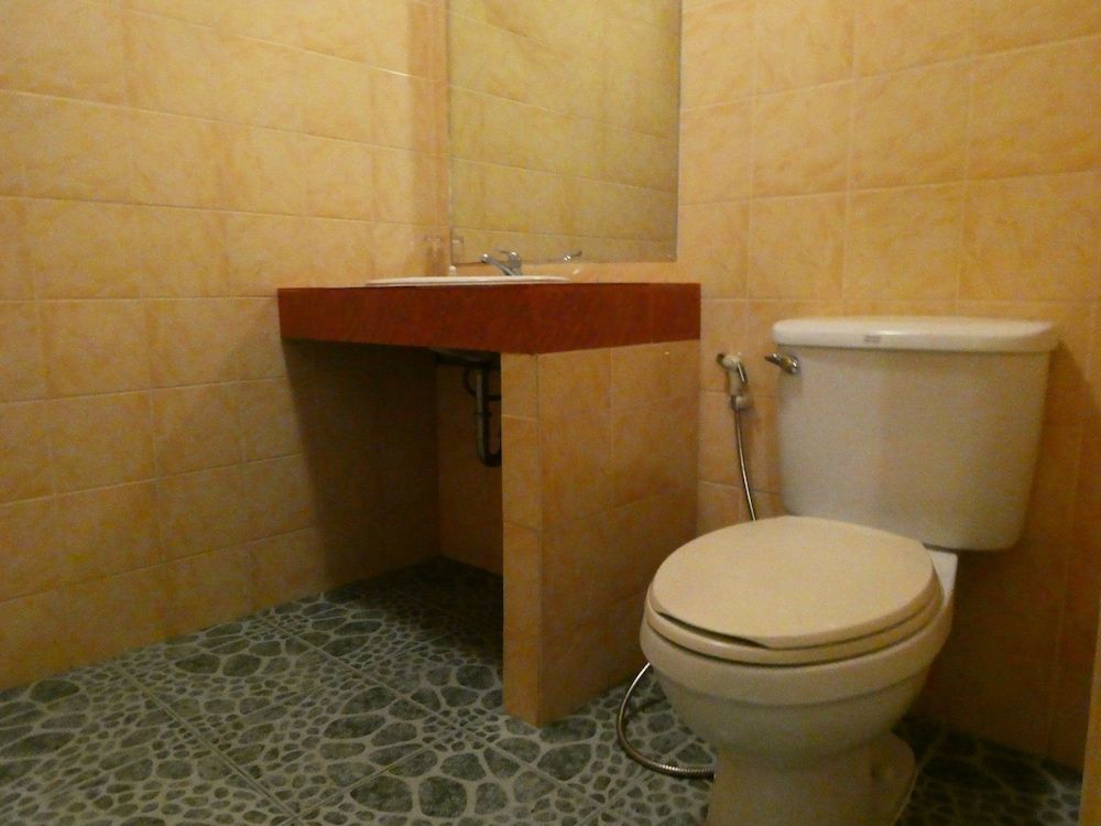 Mango Lagoon Place Suite 8