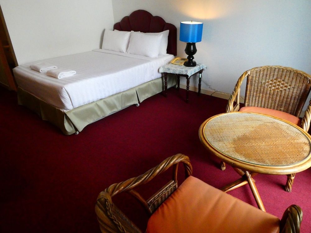 undefined Mango Lagoon Place 6