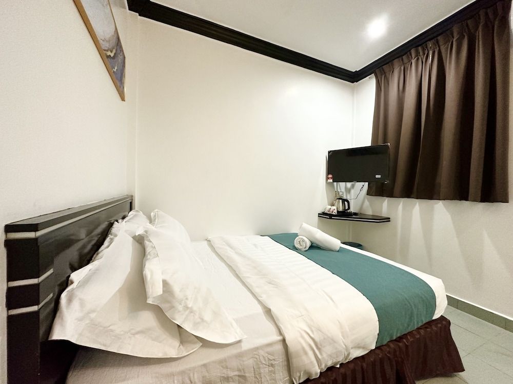 Exclusive Room, 1 Queen Bed, City View