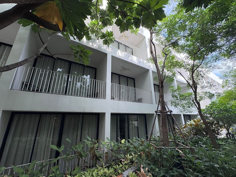 undefined CHERN Bangkok 3