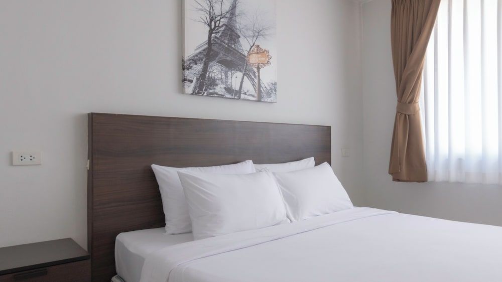 Pas Cher Hotel, Bangkok Deluxe Room 4