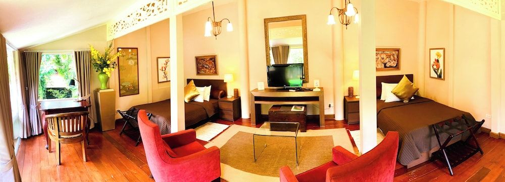 Ban Keaw Villas Superior Twin Room 5