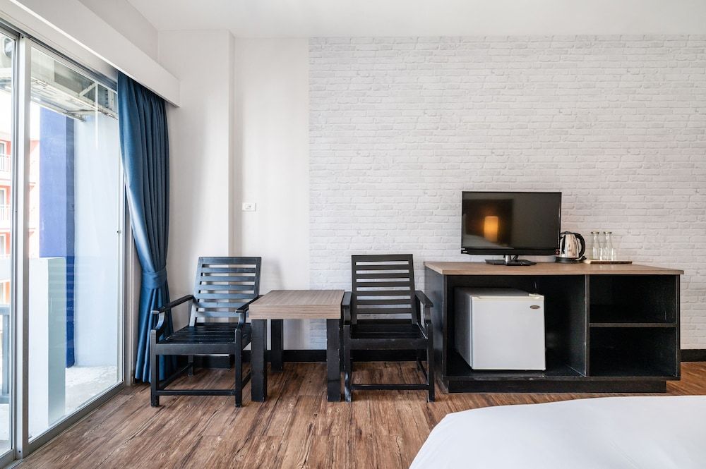 Kokotel Pattaya South Beach Superior Double Room 5