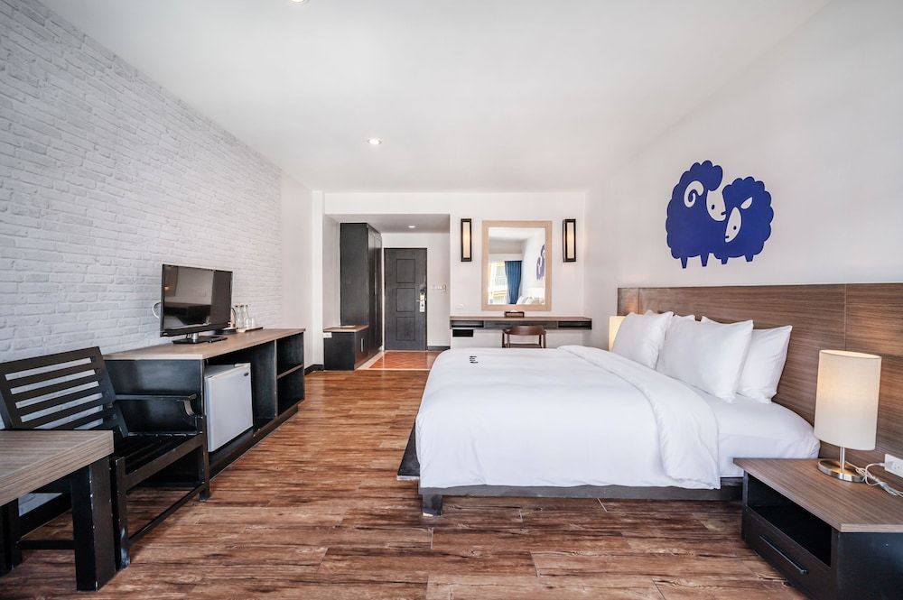 Kokotel Pattaya South Beach Superior Double Room 3