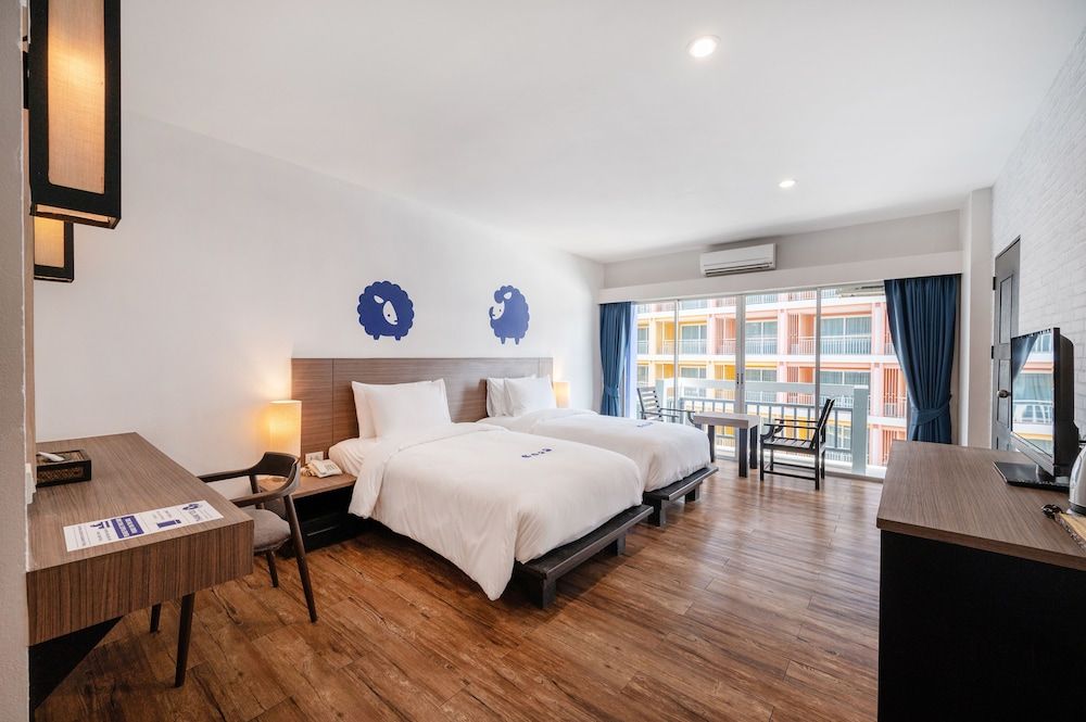 Kokotel Pattaya South Beach Superior Double Room