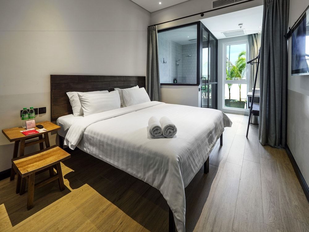 undefined Tune Hotel KLIA - KLIA2 2