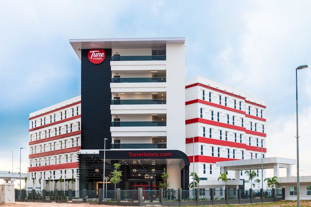 undefined Tune Hotel KLIA - KLIA2 5